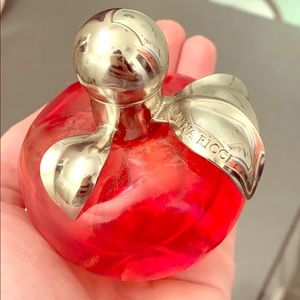 Nina Ricci scent